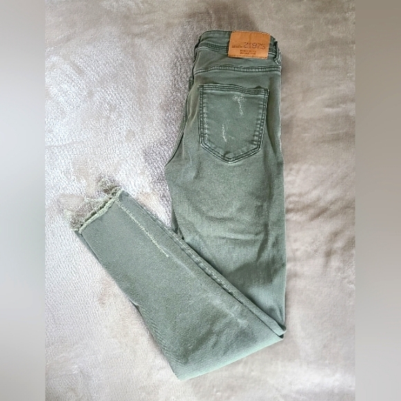 Zara Denim - Zara Basic Denim Jeans